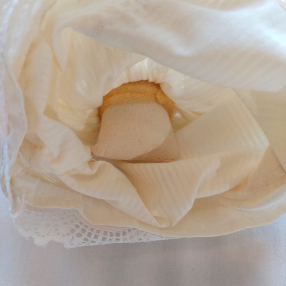 Vintage Victorian Lady Doll-Ornament Porcelain Head & Hands NWT Beige/Mauve Rose - Picture 6 of 12
